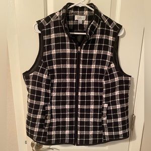 Flannel plaid puffer vest - size XL petite